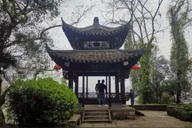 桐庐桐君山：一座山，看尽一座城，道尽人生事#唤醒好春光#图片