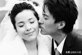 著名帅哥靳东，为何结婚9年0绯闻？看看他的妻子是谁就明白了图片