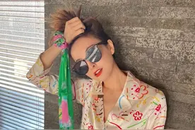 37岁吴昕穿千元睡衣出街，白皙皮肤嫩如少女，至今单身遭催婚图片
