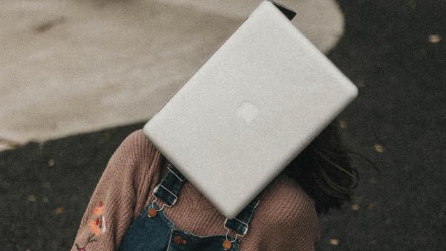 黑科技：和老婆视频通话，不仅能听到、看到她，还能远程触摸到她