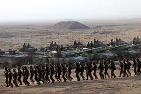 18个集团军缩编前夕，为何偏偏中部战区编列5个集团军的兵力？图片