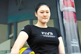 王一梅的故事：女排重炮手，朱婷之前女排的门面，被教练用坏图片