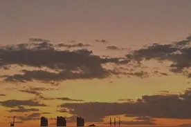 “小说里一句封神的惊艳意难平文案”图片