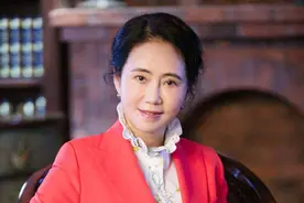 江苏常州第一女富豪：打造车灯生产龙头企业，身价305亿图片