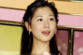 美女主播桑子真帆疑似人设崩塌，曾同时与3人交往，抢过姐妹男友图片