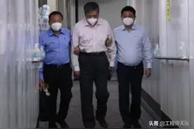 周孟波外逃被逮，曾为中国桥届少帅，指挥修建芜湖长江大桥很出彩图片