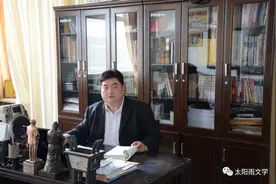 单衍立：请点亮心中的那盏灯（外一则）图片