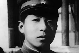 今日人物丨2001年10月14日，著名爱国将领张学良逝世视频封面