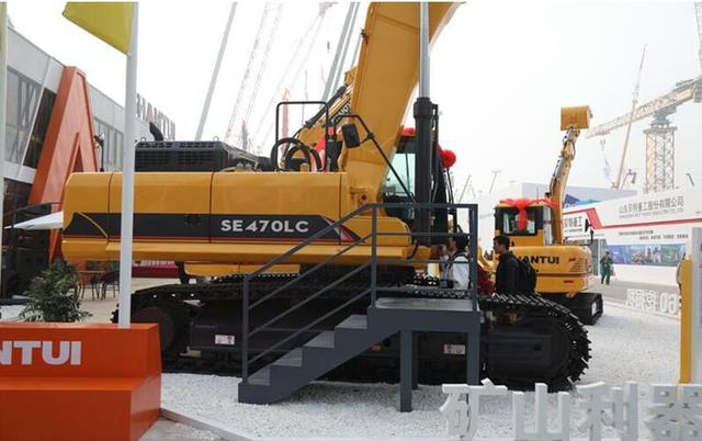 小松工程宝马展