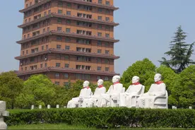 父母陪我回江阴图片