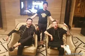 豪刷阿哲后引发争议，阿手二郎师徒道歉，456主播瞎站位“添乱”图片