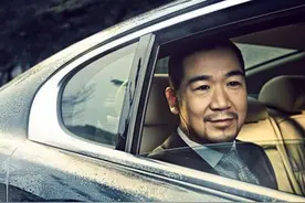 他是66岁的“工作狂”，被儿子坑还怕老婆，靠勤奋成就辉煌人生图片