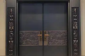 开发商的入户门一定要换吗？我朋友被坑了，你们不要再被坑了图片