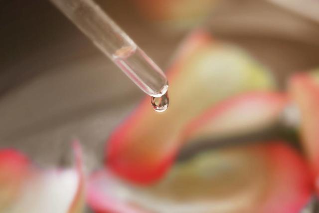 生长激素的安全性如何？会有哪些副作用？出现副作用如何解决？