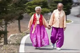 男人叫你“老婆”不一定是爱你，敢叫这3个称呼，才是真爱图片