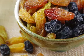 很多人不知道，其实在新疆也吃不到纯天然的葡萄干！网友：涨知识图片