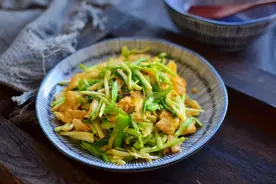 原来鸡蛋和它才是绝配，营养又低脂，好吃到舔碗底图片