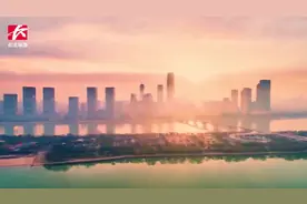 外交部向全球推介湖南，各地游客热议：美景美食惹人爱视频封面