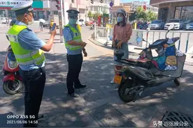 张掖公安交警开展非机动车违法行为专项整治，这些行为依法禁止图片