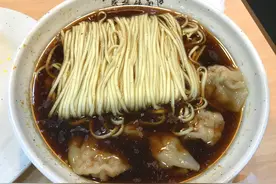 扬州蒋家桥饺面，老百姓去的地儿，里面有对“神仙搭档”图片