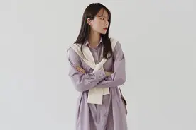 今年春天流行的衬衫裙，加个“小披肩”，更时髦显瘦！图片