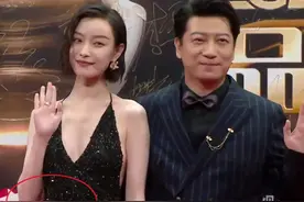 旧爱是汤唯，与倪妮组CP，明明长得不帅，他凭什么“收割”女神图片