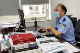 【践行重要训词精神】海口一命案现场仅留下一只手电筒，他用DNA让真凶现形......图片