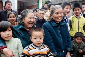 农村的村民小组长到底有没有工资呢？估计好多人都误解了图片