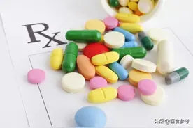 维生素10人9缺，这5类人别乱补，过量很危险图片