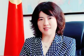 林红（中国音乐家协会会员）抗击疫情歌词9首图片