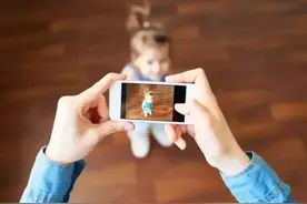 你还在盆友圈晒娃吗？你晒的是幸福，别人刷到的是反感图片