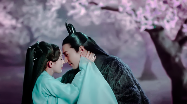 三生三世:夜华知道自己的身世后,为何过了三年才肯和墨渊相认?