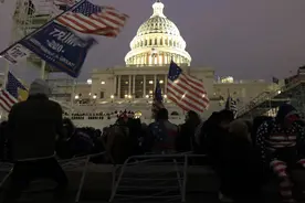 为了免于牢狱之灾，参与国会暴乱的“骄傲男孩”组织成员翻脸内讧图片