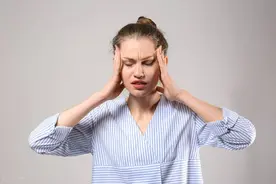 这个世界每一个人都会有痛苦，作为普通人该如何面对痛苦图片