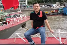 因为从小晕船，舟山小伙发奋读书留学日本读计算机，不料转了一圈回来，又当上了渔老大……图片