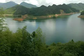 自然景观让人流连忘返，沉醉其中图片