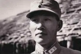 他与蒋介石发生矛盾被软禁33年，遗言：不葬大陆，棺不入土图片