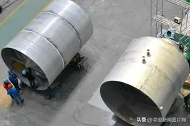 江苏苏州：制糖工业设备 生产忙图片