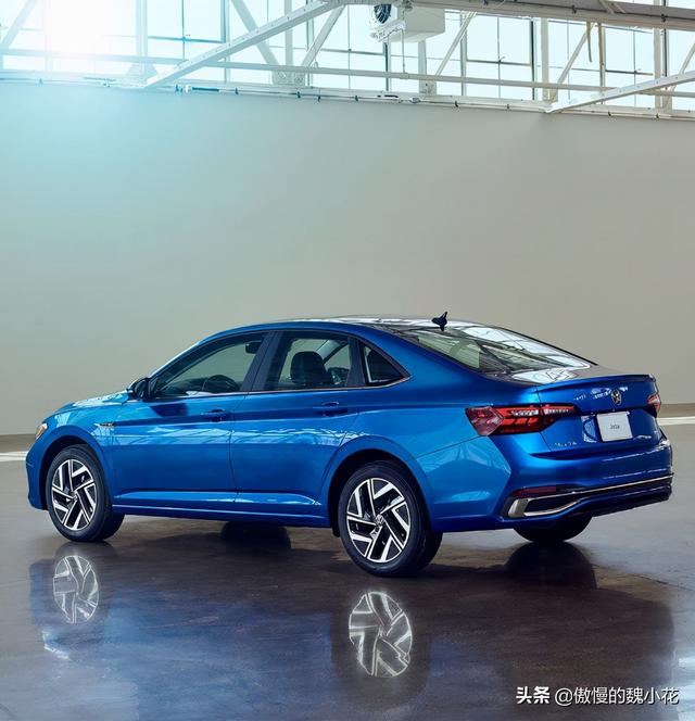 又被大众圈粉了！海外版“新捷达”现身，内饰比帕萨特还喜人