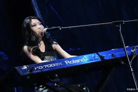 美国梦的本质！曲婉婷妈妈贪了几十亿还想洗白图片