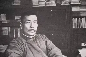 鲁迅临终前，包好两本书找来冯雪峰：请帮我送给毛主席和周恩来图片