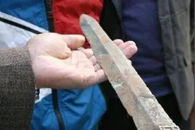 为何捡到文物要上交，而古玩家却能收藏文物？图片