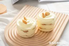 有根香蕉就能做！随手一拌，好吃到勺都舔干净图片