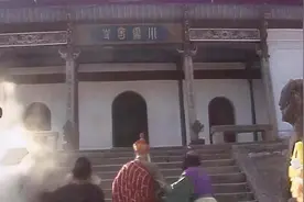 黄眉大王变如来佛祖，为何故意写成“小雷音寺”？真实意图是什么图片