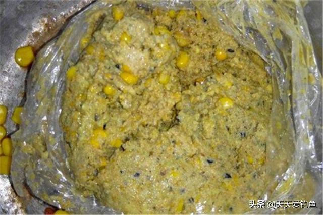 盛夏夜钓草鱼，钓近还是钓远？钓浮还是钓底？有几个建议可以参考