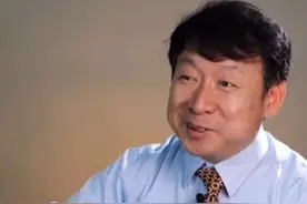 同样是谈教育，为何清华教授被喷，北大教授被赞？网红教授不好当图片