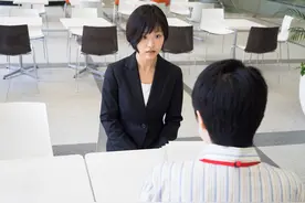 学校发的银行卡，可以一直用么？银行卡的l类和‖类卡你了解么？图片