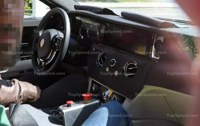 第二代劳斯莱斯古斯特，只是尺寸稍小的幻影