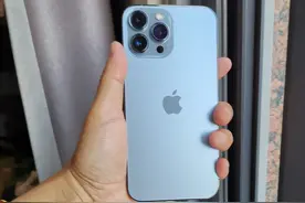 iPhone13proMax入手第一天，激活导资料，竟然折腾到半夜图片