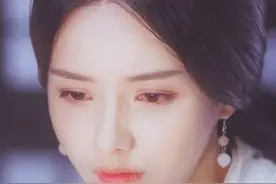 此女因为太美，丈夫登基后将其赐死，死后头发遮面，嘴里塞满米糠图片
